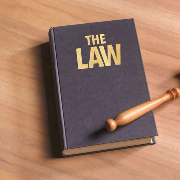 law kit for college